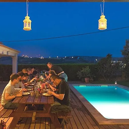 With 4 Bedrooms And Pool In Surf *
